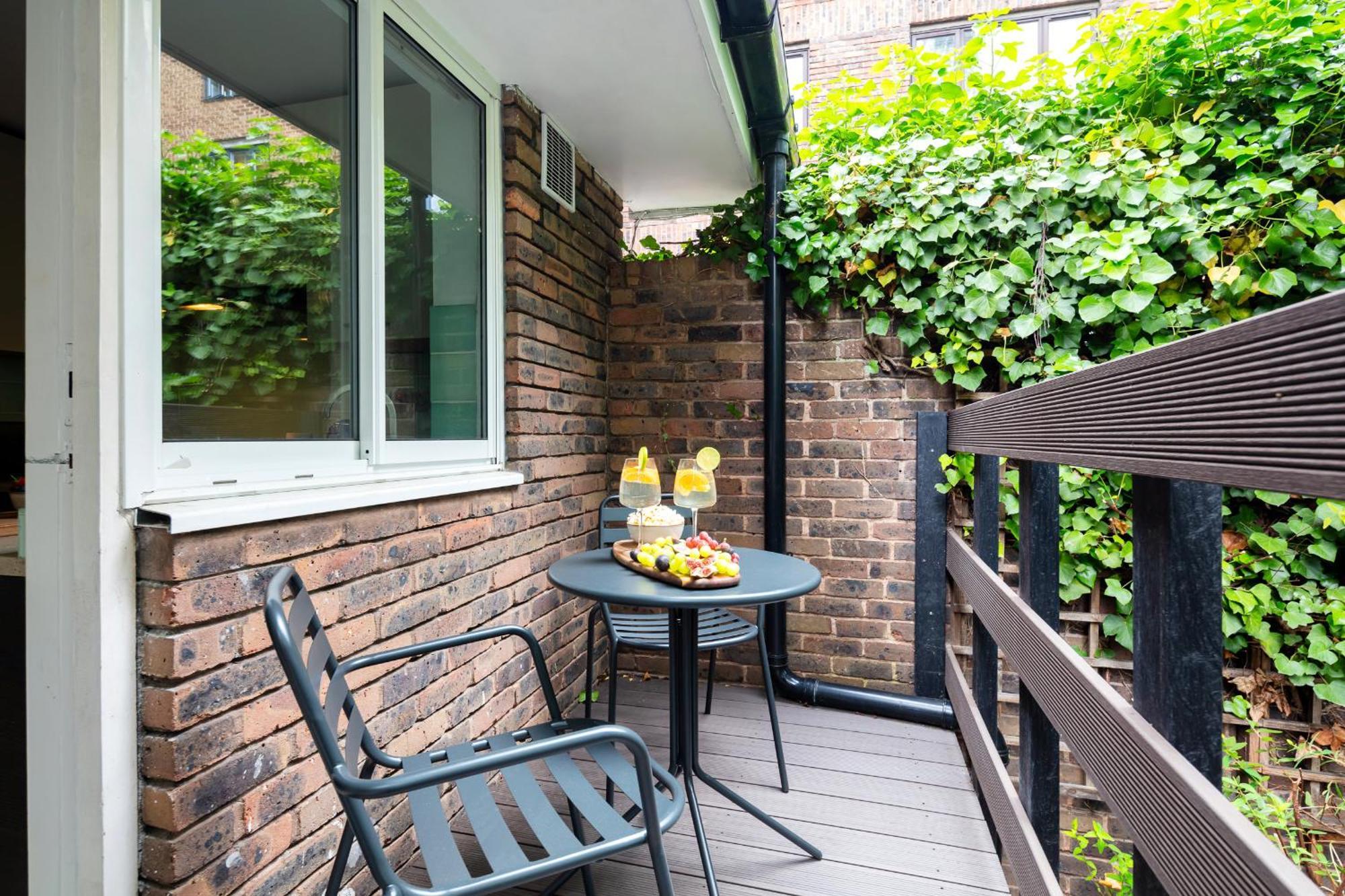 Rare 4Beds Townhouse In Kensington With Patio Villa London Exteriör bild